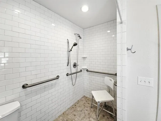 $230,000 | 1652 County Road 1121, Farmersville, TX 75442