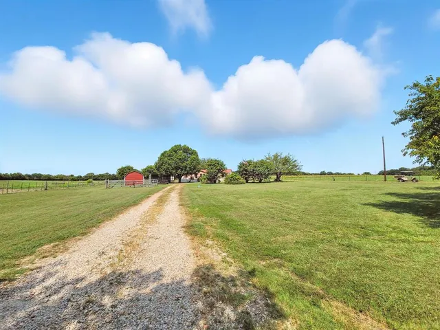 $230,000 | 1652 County Road 1121, Farmersville, TX 75442