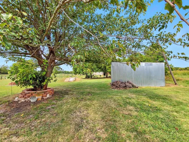 $230,000 | 1652 County Road 1121, Farmersville, TX 75442