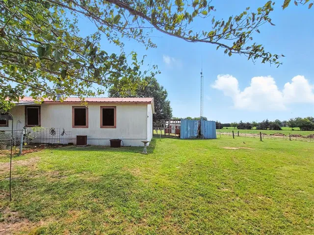 $230,000 | 1652 County Road 1121, Farmersville, TX 75442
