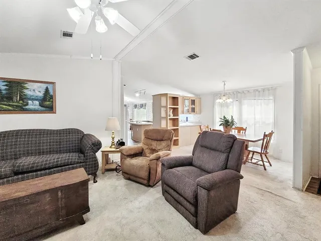 $230,000 | 1652 County Road 1121, Farmersville, TX 75442