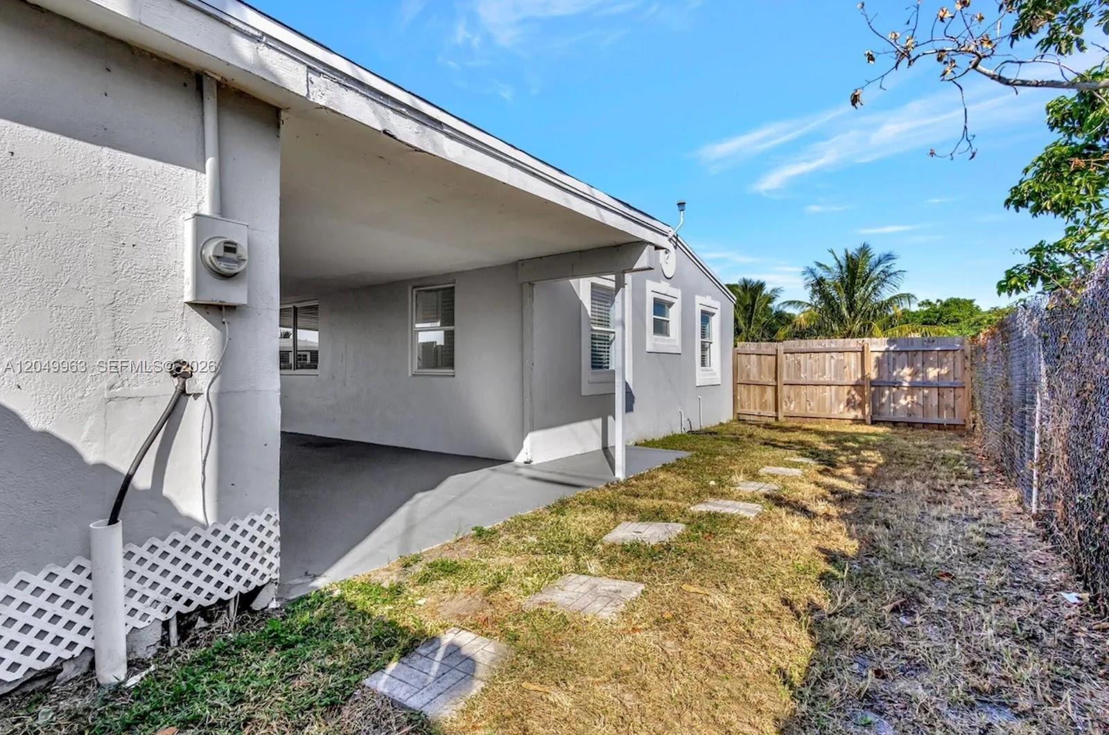 1008 Elm Road, Unit 1 West Palm Beach, FL 33409 - Photo 12 of 13