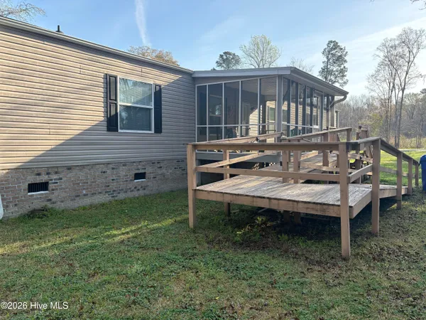 $148,000 | 312 Fire Tower Road, Lake Waccamaw, NC 28450