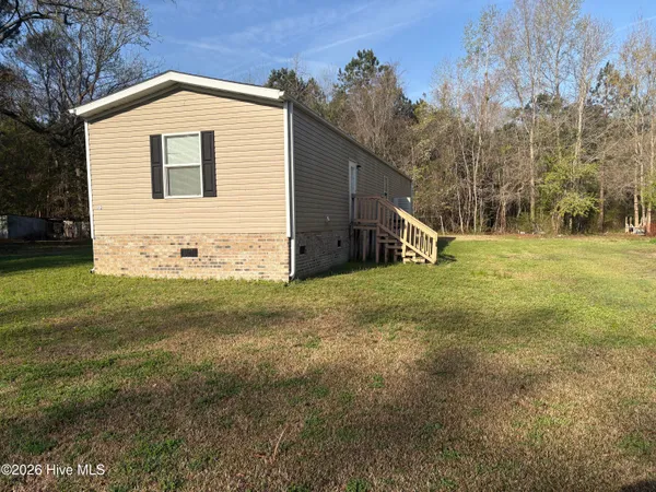 $148,000 | 312 Fire Tower Road, Lake Waccamaw, NC 28450
