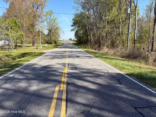 $148,000 | 312 Fire Tower Road, Lake Waccamaw, NC 28450