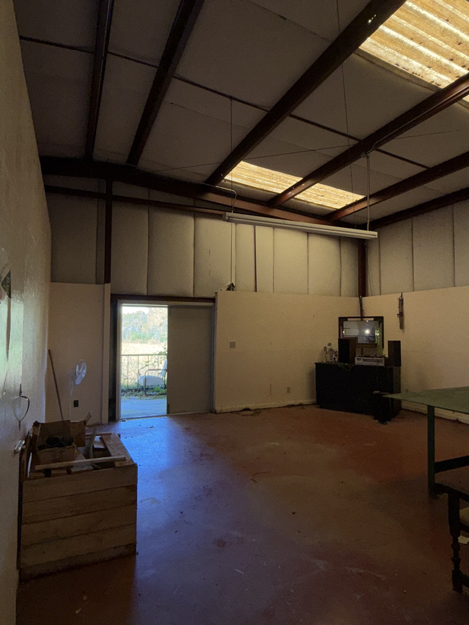 8475 Crawley Hill Road Mount Pleasant, TN 38474 - Photo 11 of 41 a living room with hard wood flooring and furniture