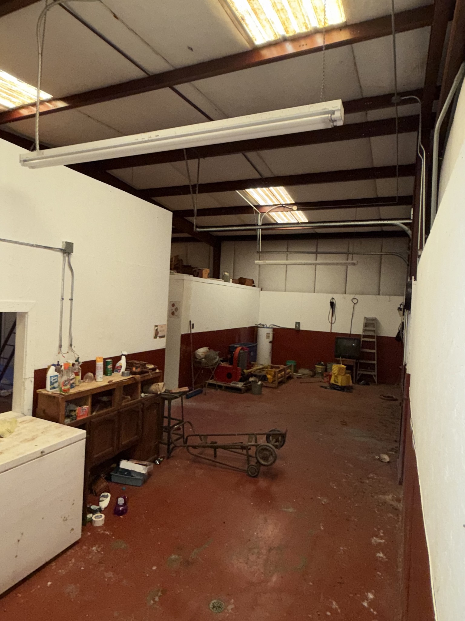 8475 Crawley Hill Road Mount Pleasant, TN 38474 - Photo 22 of 41 a view of storage and utility room