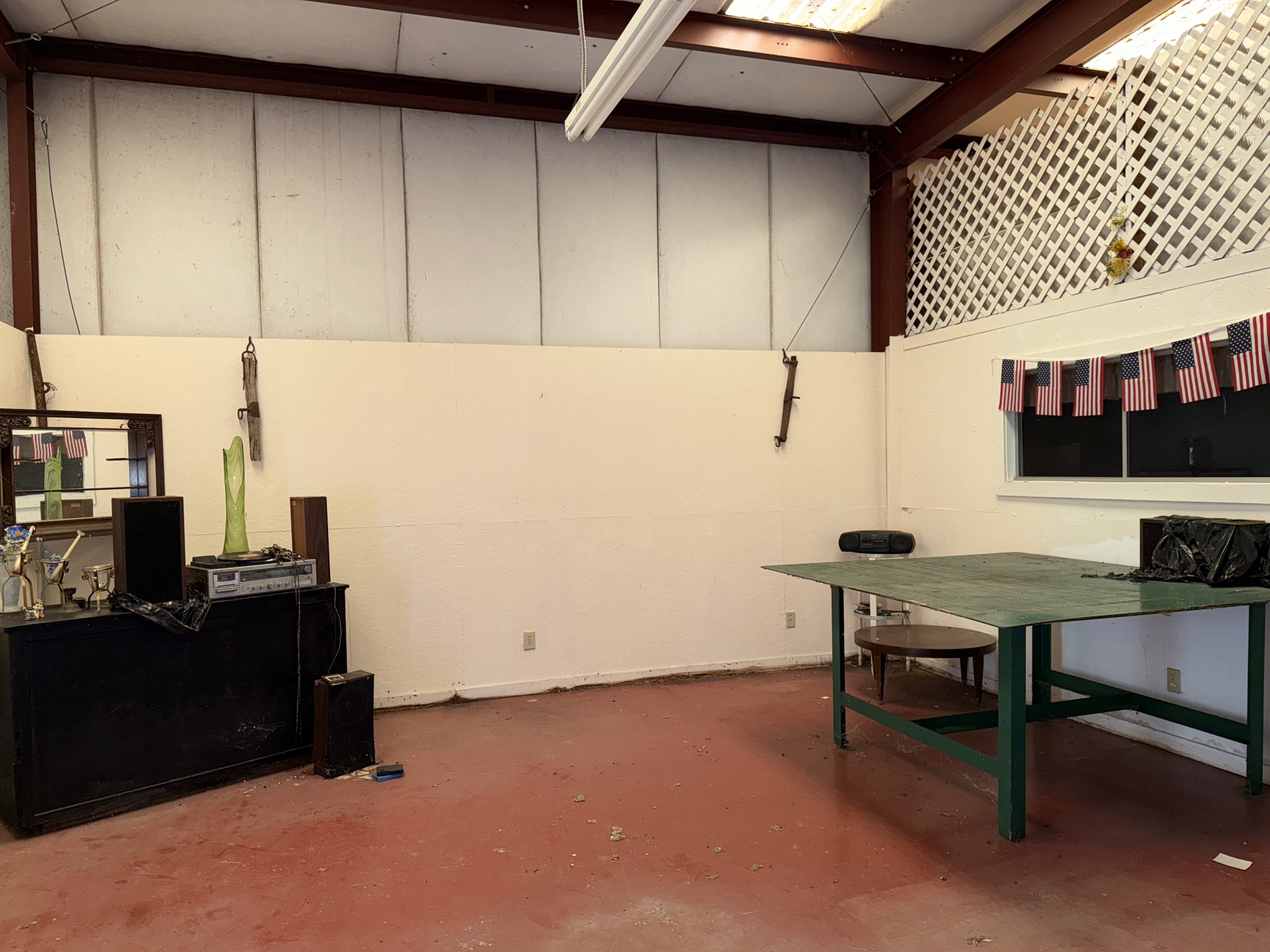 8475 Crawley Hill Road Mount Pleasant, TN 38474 - Photo 40 of 41 a view of a workspace with furniture
