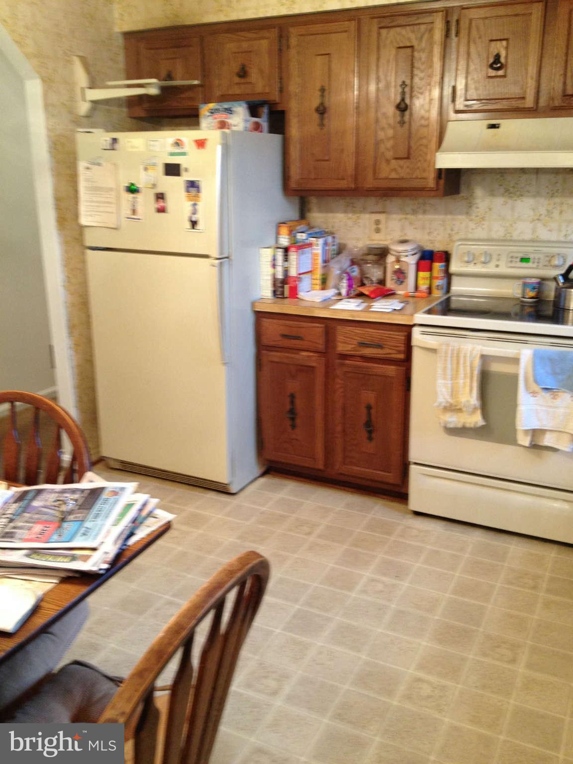 11609 Roulade Place Clinton, MD 20735 - Photo 3 of 7 Kitchen