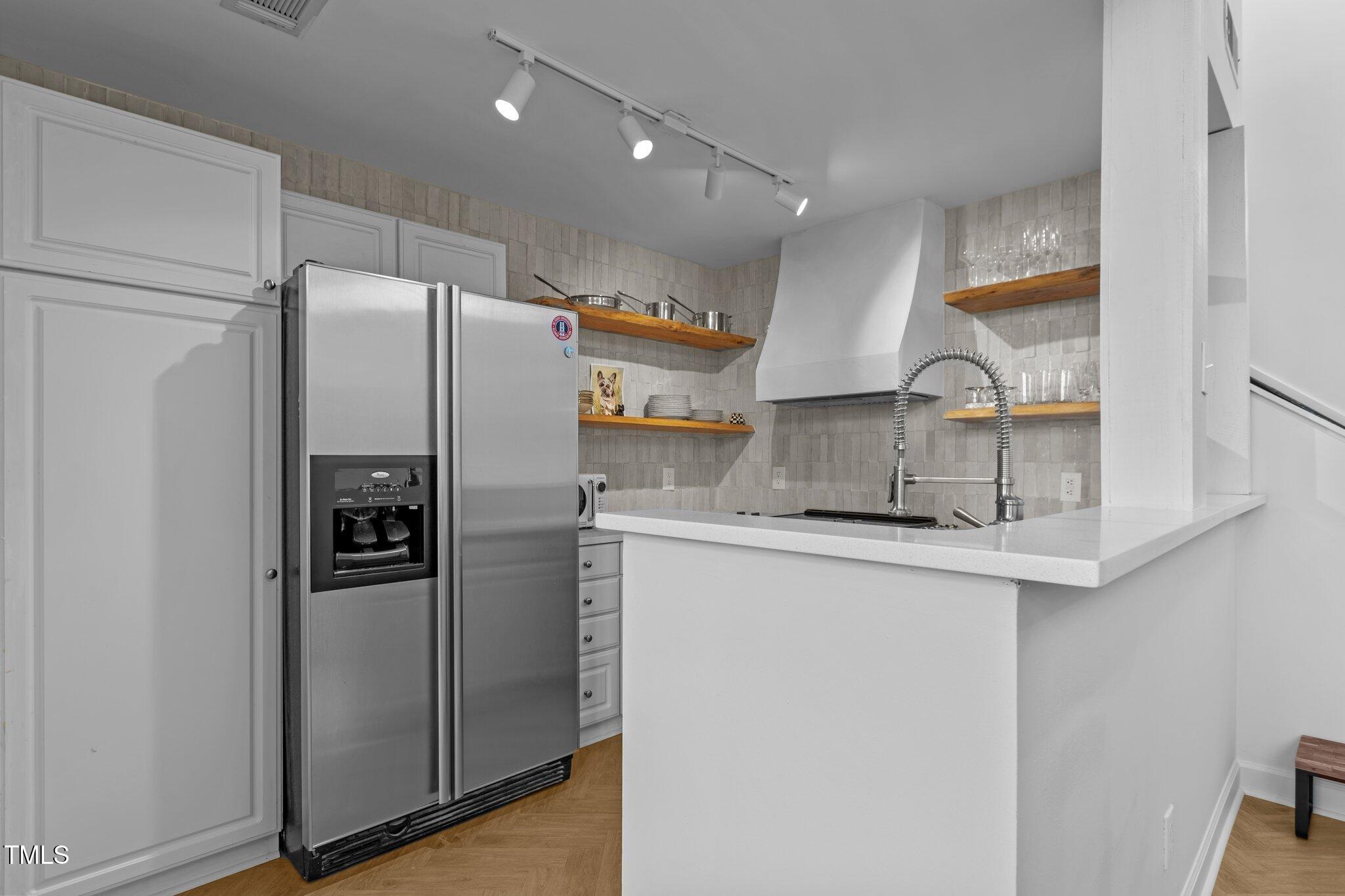 320 West Martin Street, Unit 205 Raleigh, NC 27601 - Photo 15 of 37 16-web-or-mls-2N6A9267