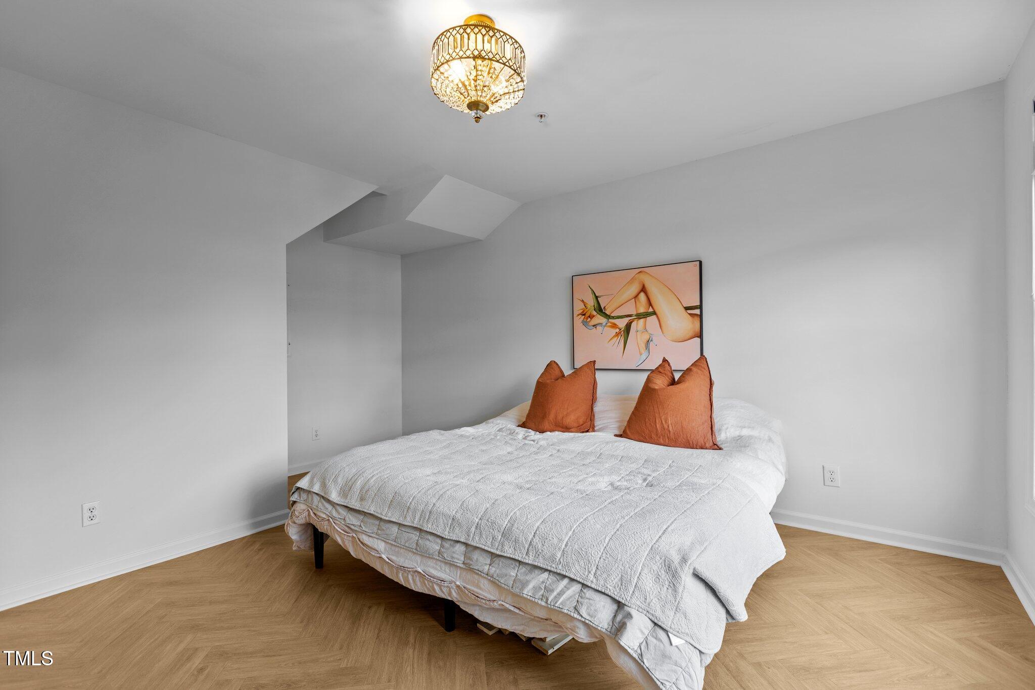 320 West Martin Street, Unit 205 Raleigh, NC 27601 - Photo 22 of 37 23-web-or-mls-2N6A9291