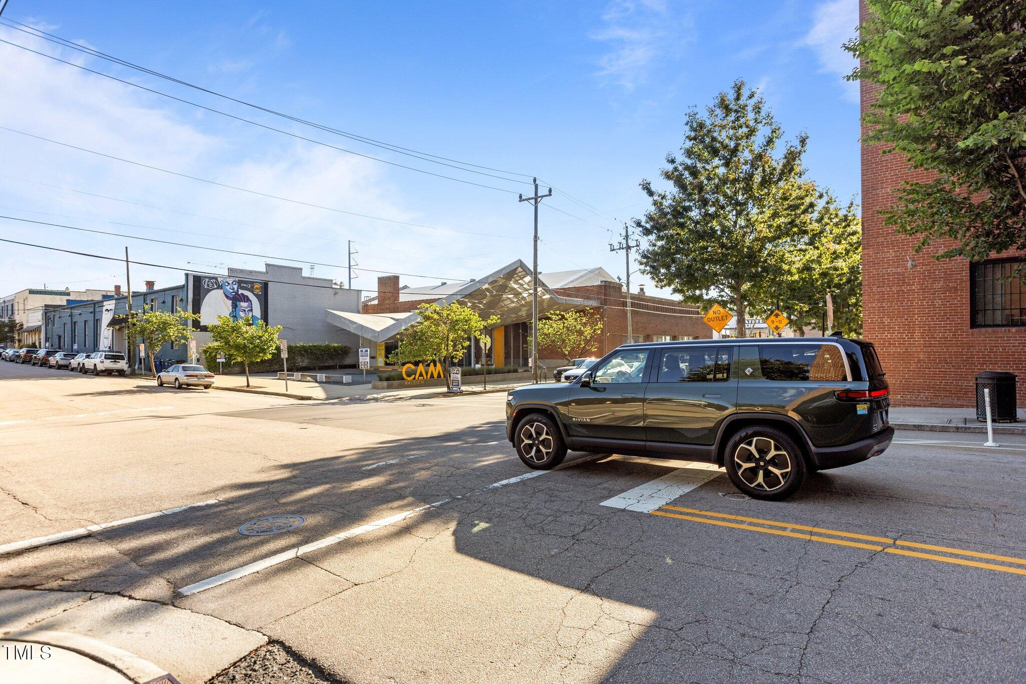 320 West Martin Street, Unit 205 Raleigh, NC 27601 - Photo 33 of 37 31-web-or-mls-2N6A9313