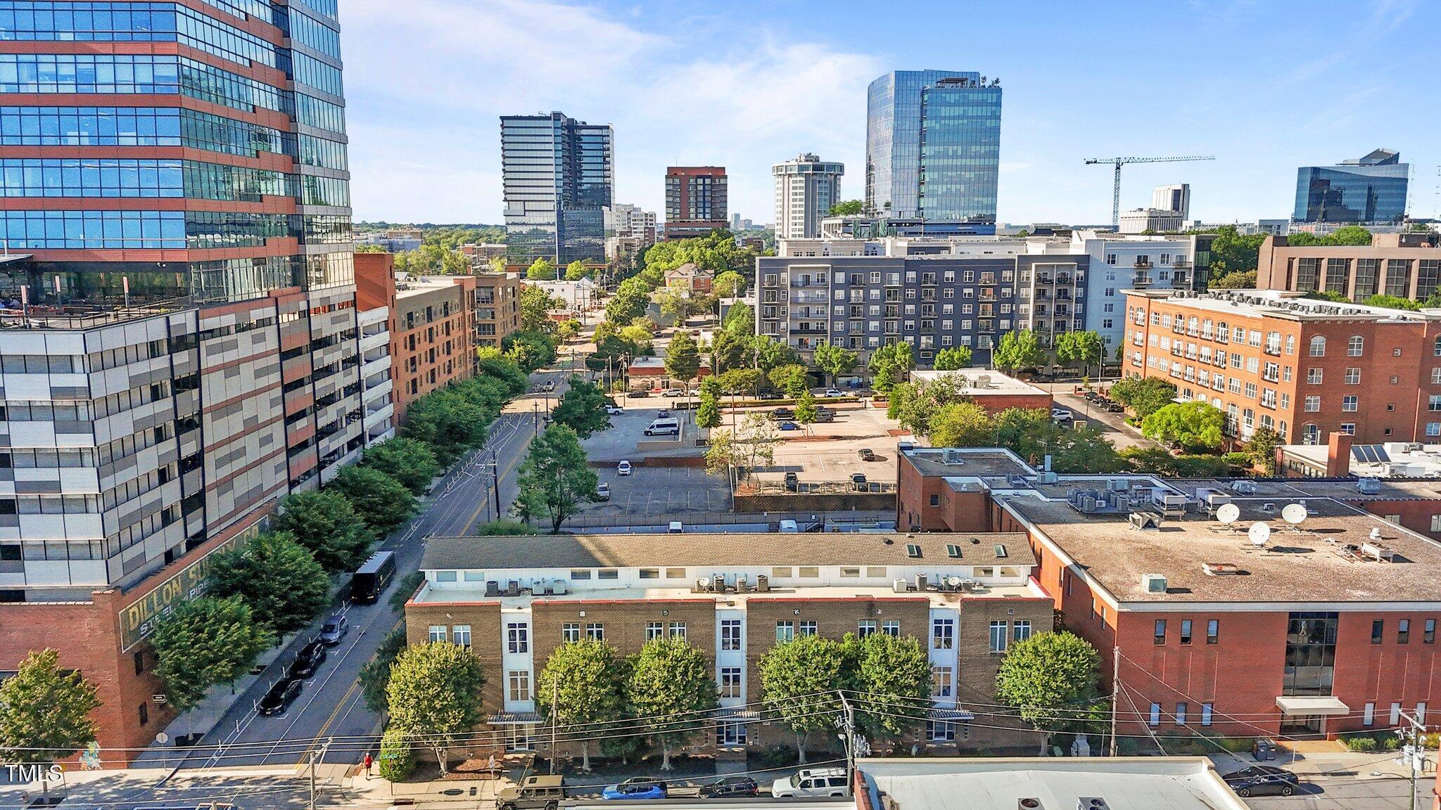 320 West Martin Street, Unit 205 Raleigh, NC 27601 - Photo 4 of 37 34-web-or-mls-DJI_20250506174319_0592_D