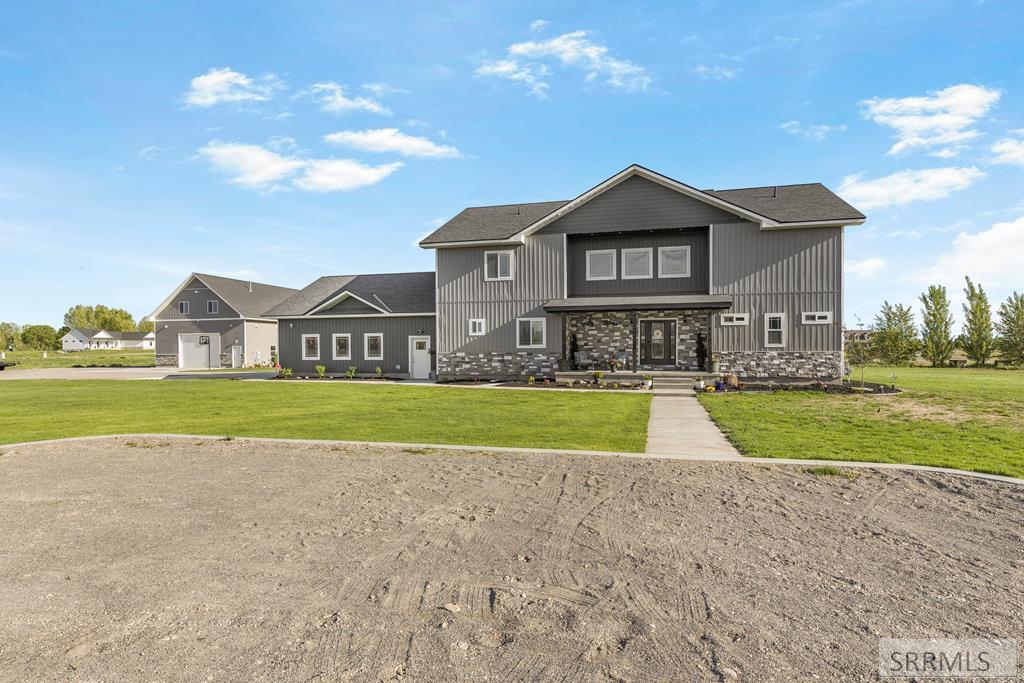 3735 Hirschi Loop Rexburg, ID 83440 - Photo 3 of 104