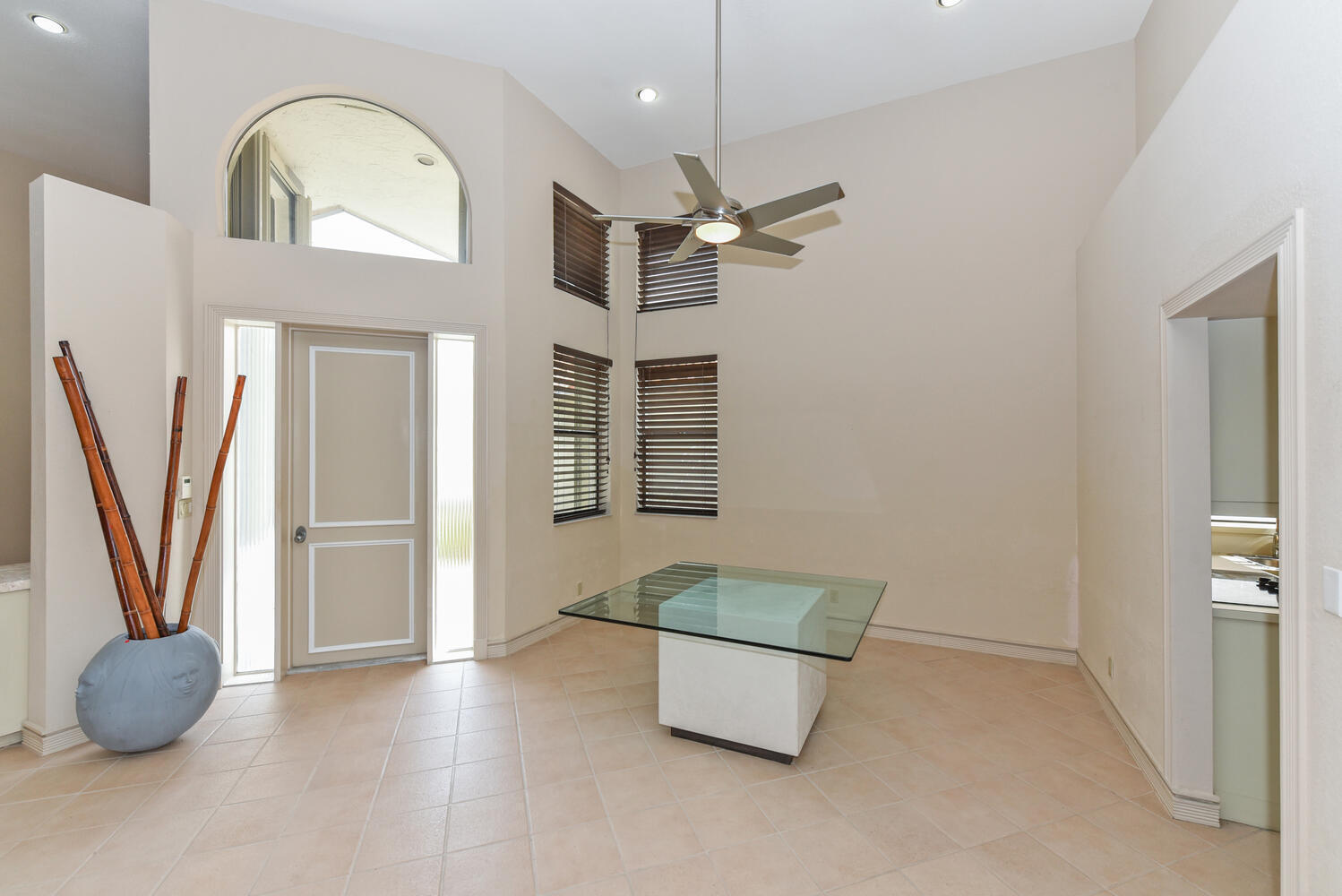 10209 Spyglass Way Boca Raton, FL 33498 - Photo 8 of 51 10209 Spyglass Way Boca Raton-large-026-