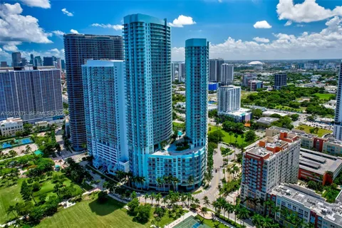 $529,999 | 1900 North Bayshore Drive, Unit 4606, Miami, FL 33132
