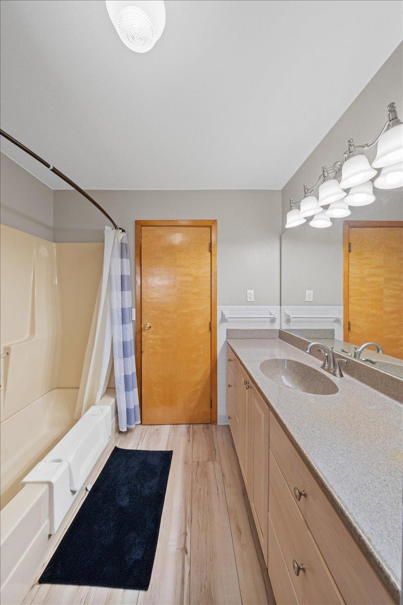 5669 Dutch Hollow Road Aurora, IN 47001 - Photo 9 of 27