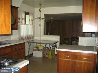 1203 Woodruff Road Glassboro, NJ 08028 - Photo 8 of 12