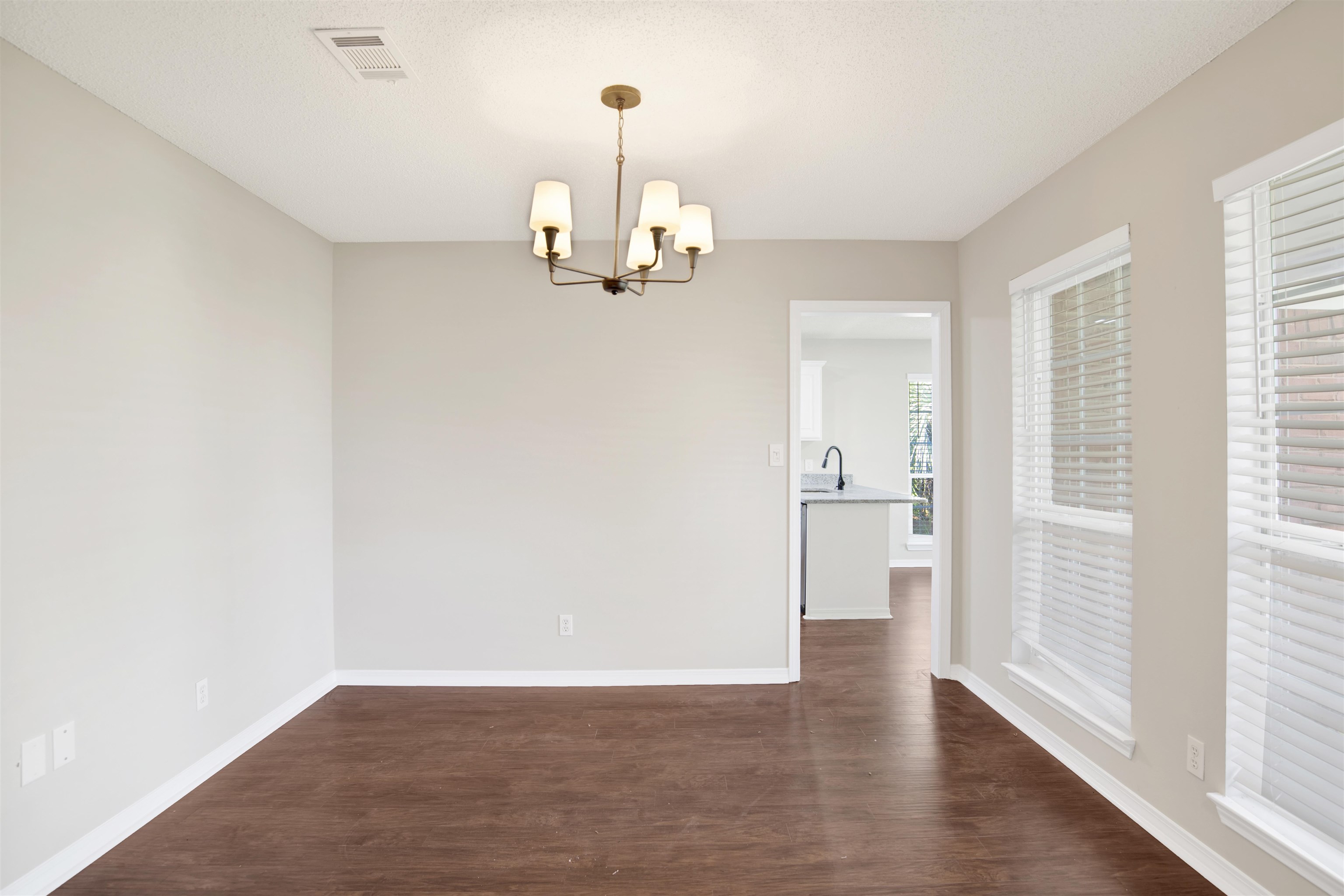 9825 Fairway Drive Foley, AL 36535 - Photo 17 of 39 Dining Area