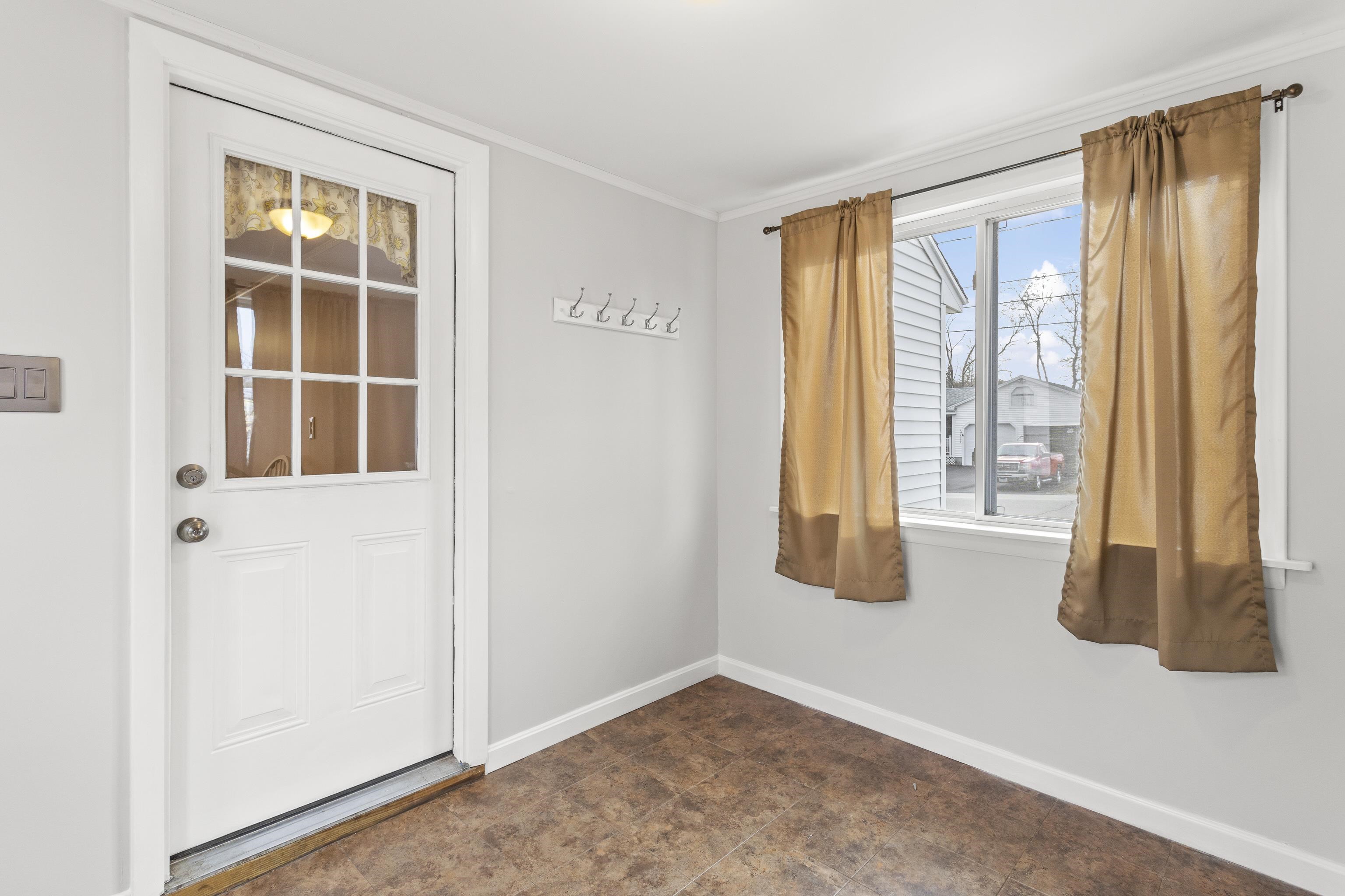 7 Gates Street Concord, NH 03301 - Photo 5 of 37