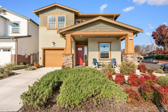 $1,099,000 | 591 Madison Street, Petaluma, CA 94952