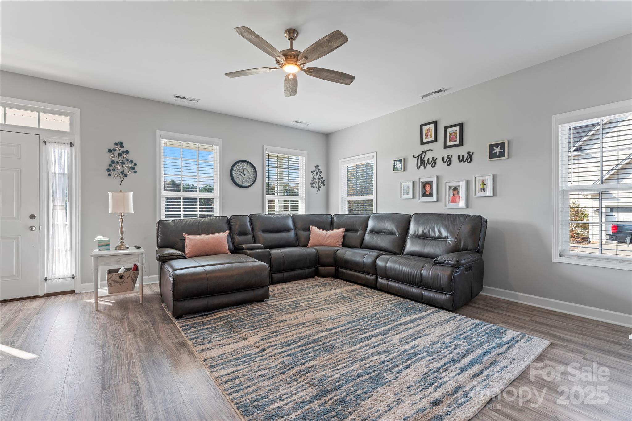 3839 Robinson Circle Gastonia, NC 28056 - Photo 12 of 46 a living room with furniture and a window