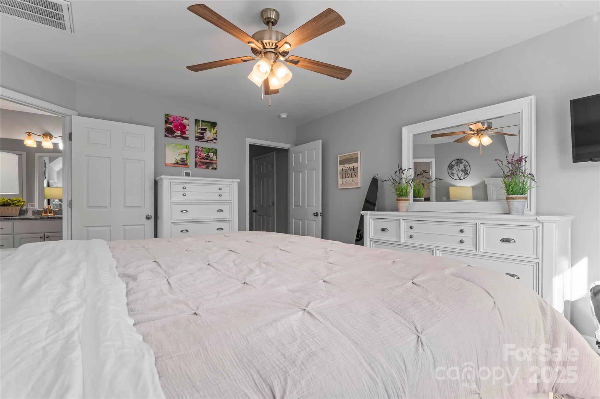 3839 Robinson Circle Gastonia, NC 28056 - Photo 24 of 46 a bedroom with a bed and a dresser