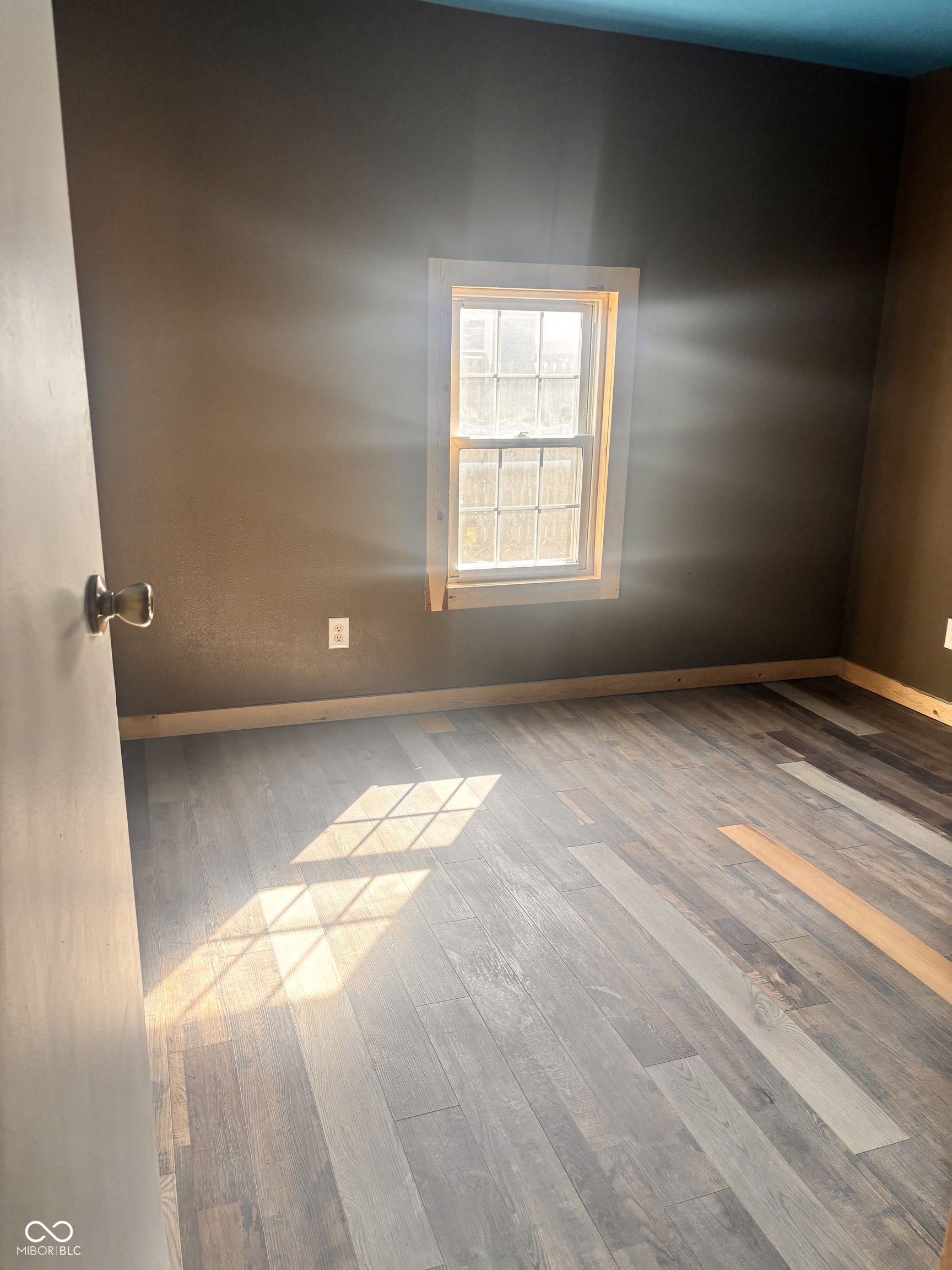 207 Jackson Street Frankton, IN 46044 - Photo 11 of 33