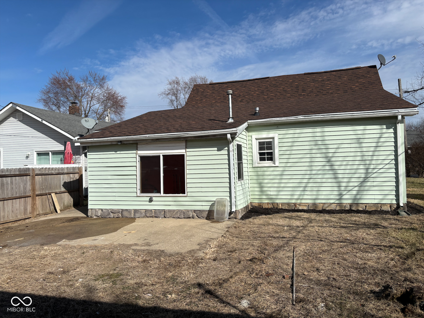207 Jackson Street Frankton, IN 46044 - Photo 7 of 33