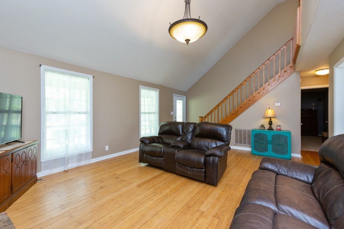 2140 Lockertsville Road Ashland City, TN 37015 - Photo 6 of 35 Gallery Image 6
