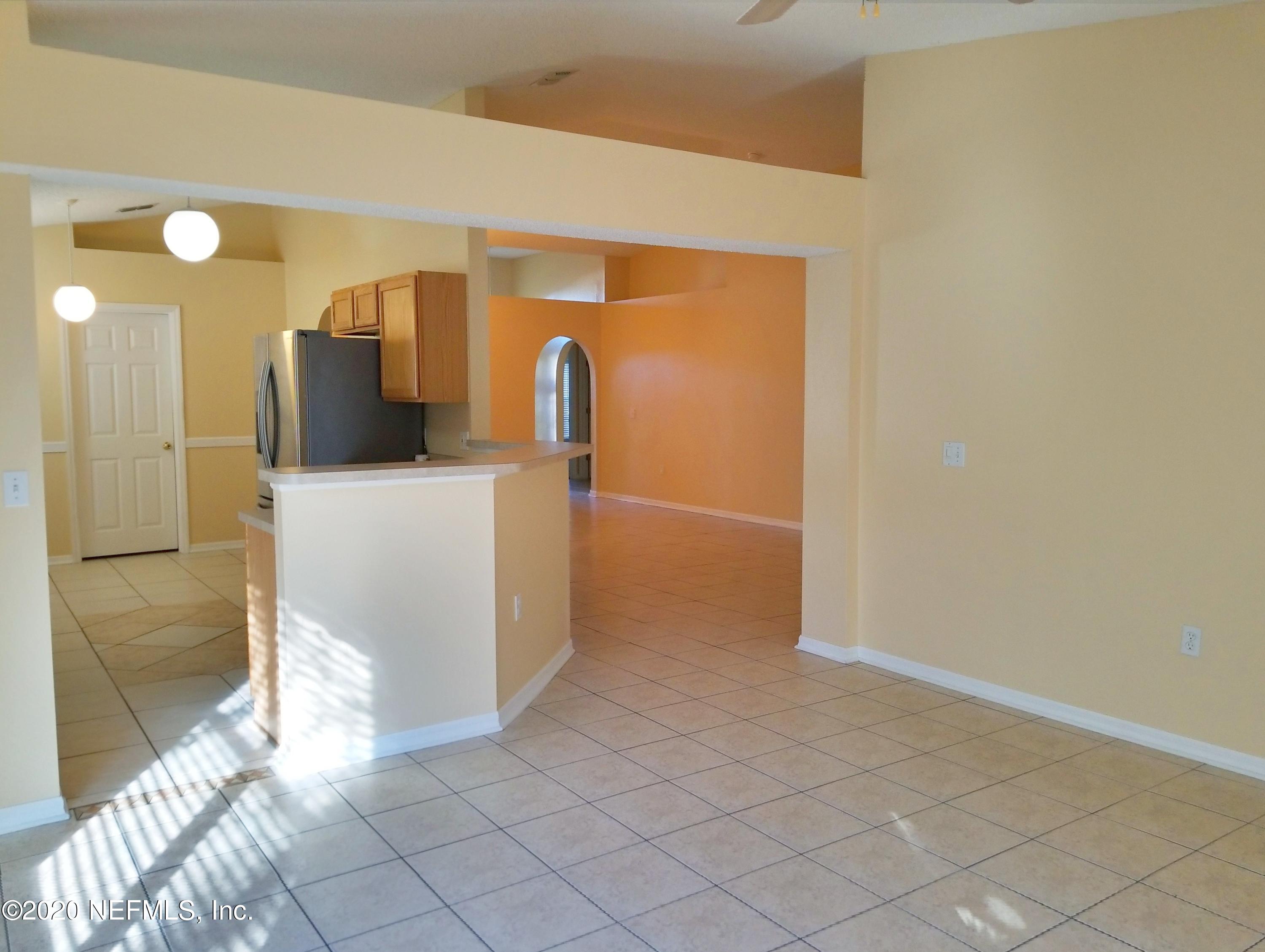 26 Reeding Ridge Drive West Jacksonville, FL 32225 - Photo 7 of 12 kitchen and dining