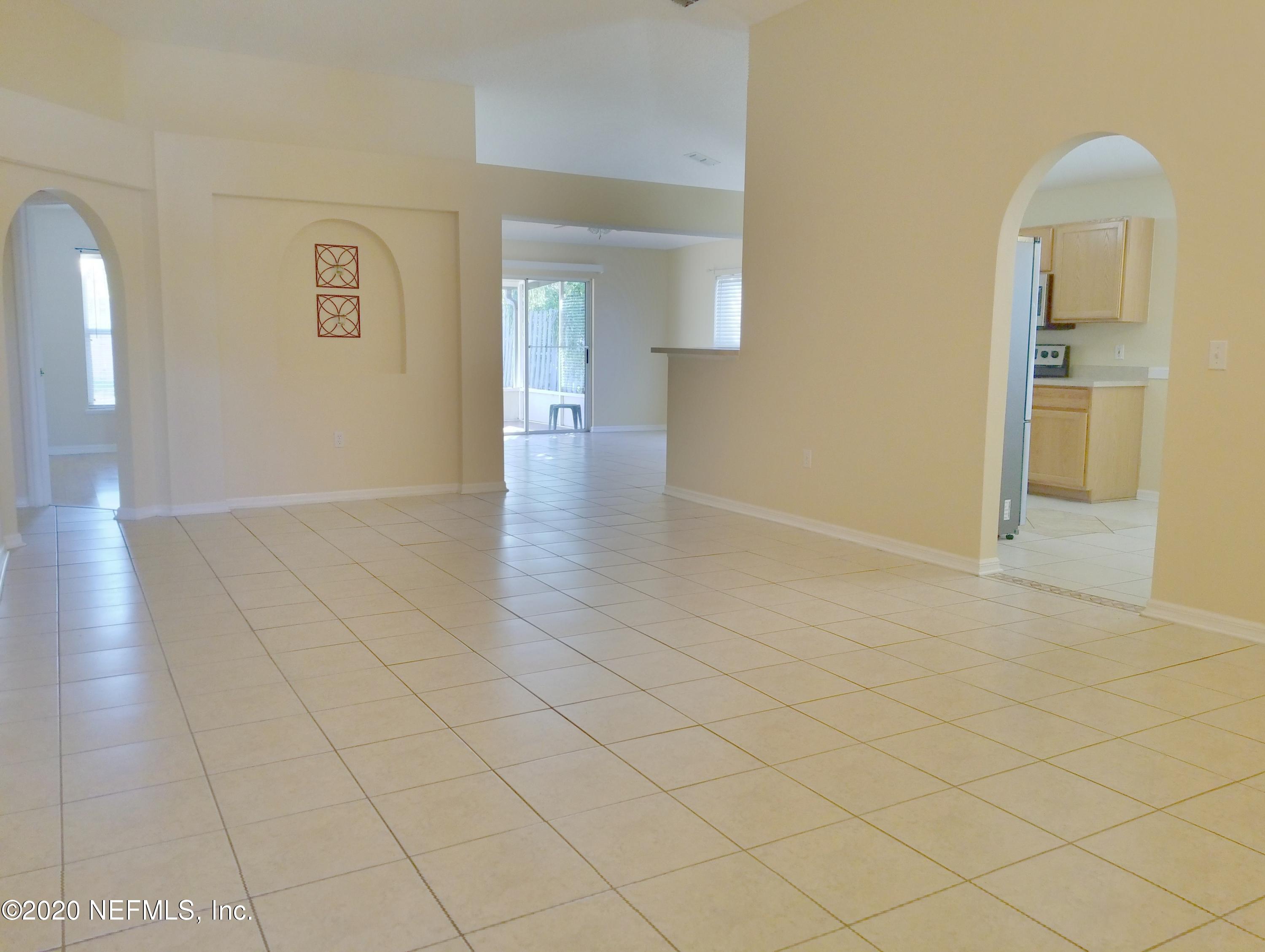 26 Reeding Ridge Drive West Jacksonville, FL 32225 - Photo 9 of 12 living area