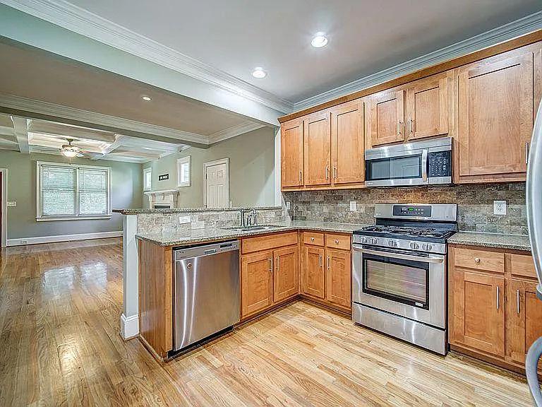 3530 Glenwood Road Decatur, GA 30032 - Photo 9 of 38 Gallery Image 9