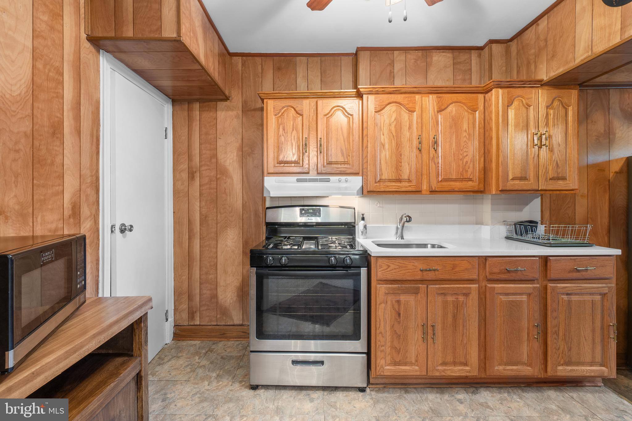 2835 4th Street Northeast Washington, DC 20002 - Photo 7 of 28 Kitchen