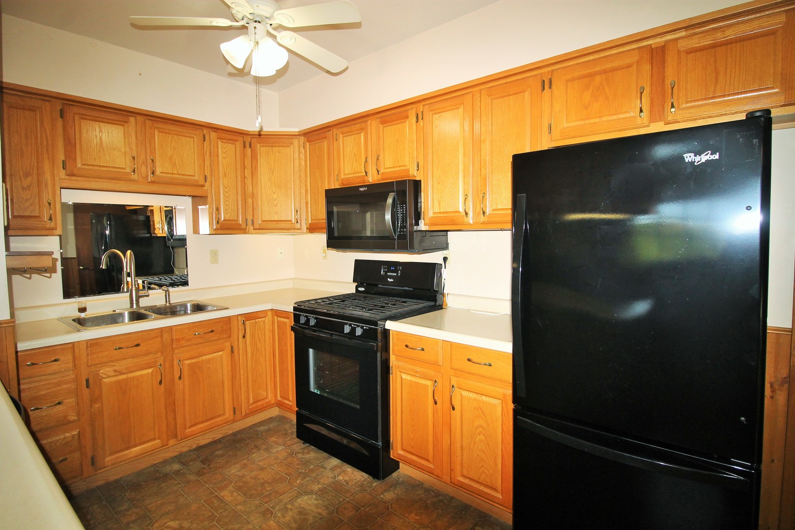 10093 Wolf Road Geneseo, IL 61254 - Photo 23 of 33