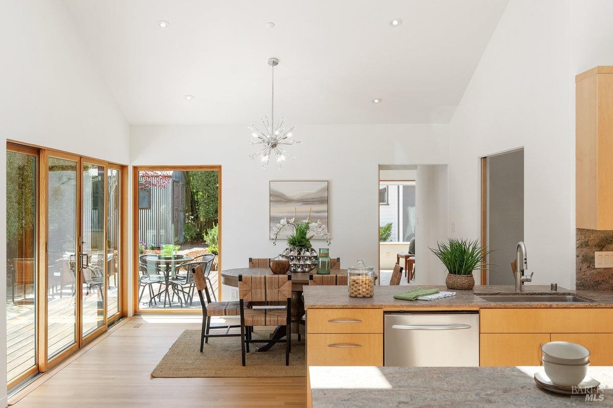 29 Valley Circle Mill Valley, CA 94941 - Photo 18 of 70