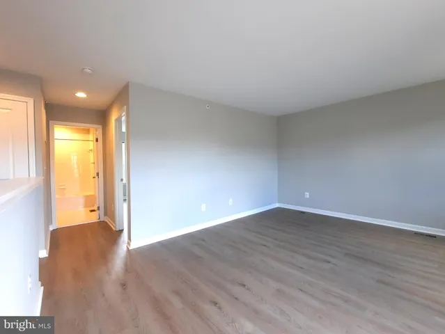 $3,500 | 22326 Tees Terrace, Ashburn, VA 20148