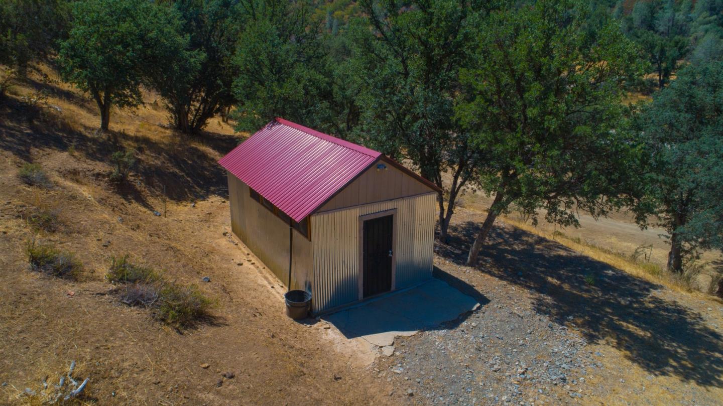 20505 Coalinga Road Paicines, CA 95043 - Photo 6 of 29 a view of a house with a yard