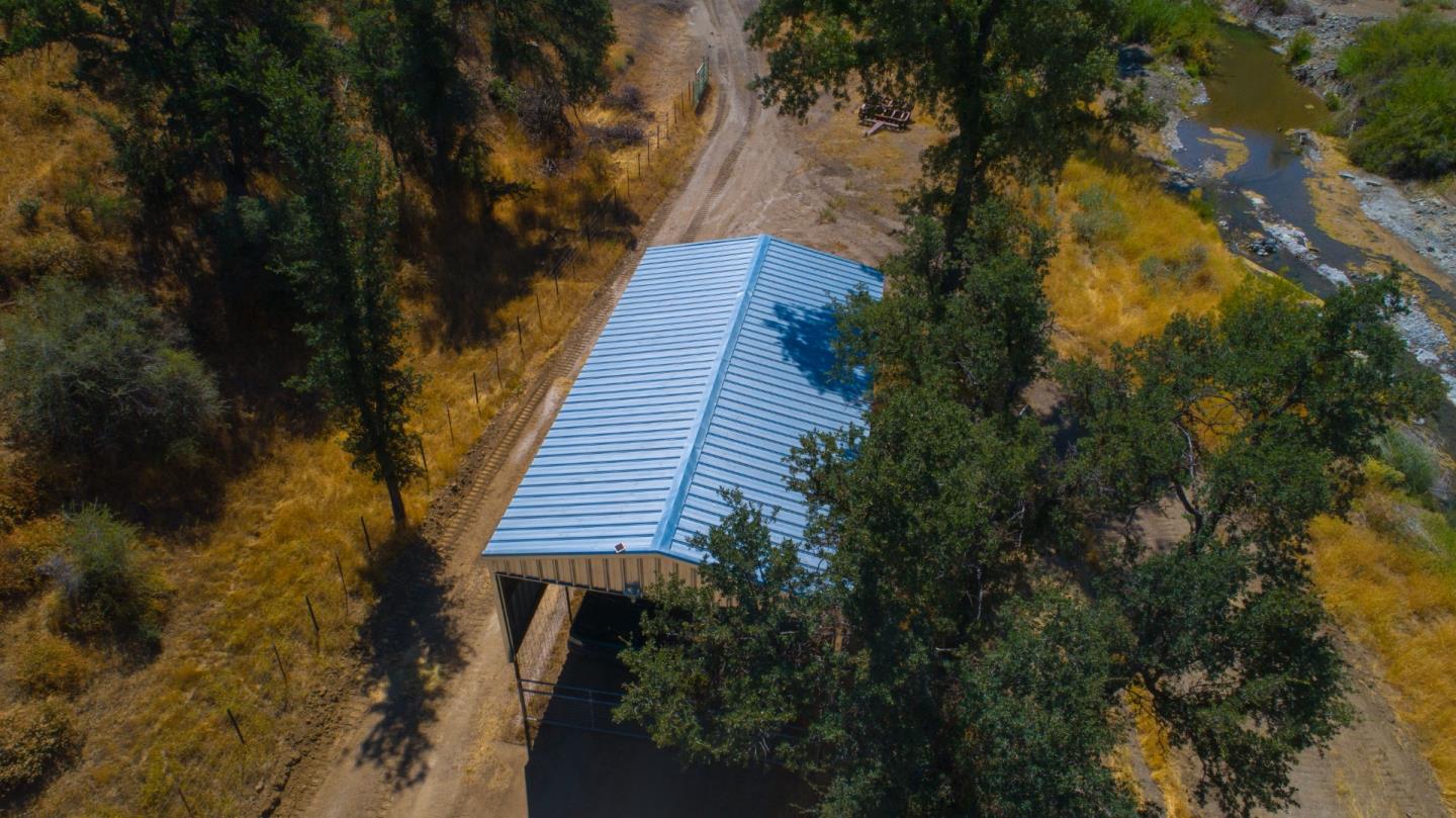 20505 Coalinga Road Paicines, CA 95043 - Photo 9 of 29 a view of a house with a yard