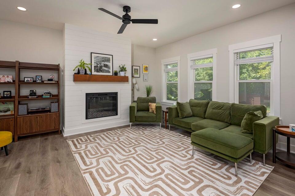 1282 No Pone Road Northwest Georgetown, TN 37336 - Photo 3 of 41 Living Room