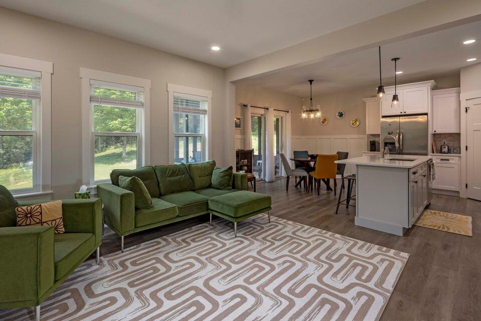 1282 No Pone Road Northwest Georgetown, TN 37336 - Photo 9 of 41 Living Room