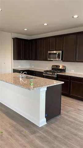 $2,250 | 120 Landry Street, Georgetown, TX 78628