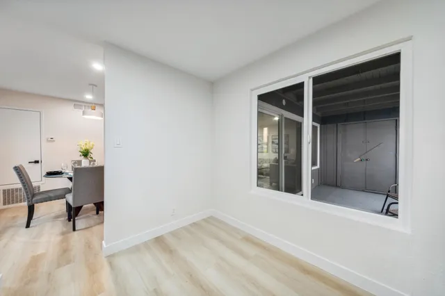 $210,000 | 355 Parkview Terrace, Unit F7, Vallejo, CA 94589