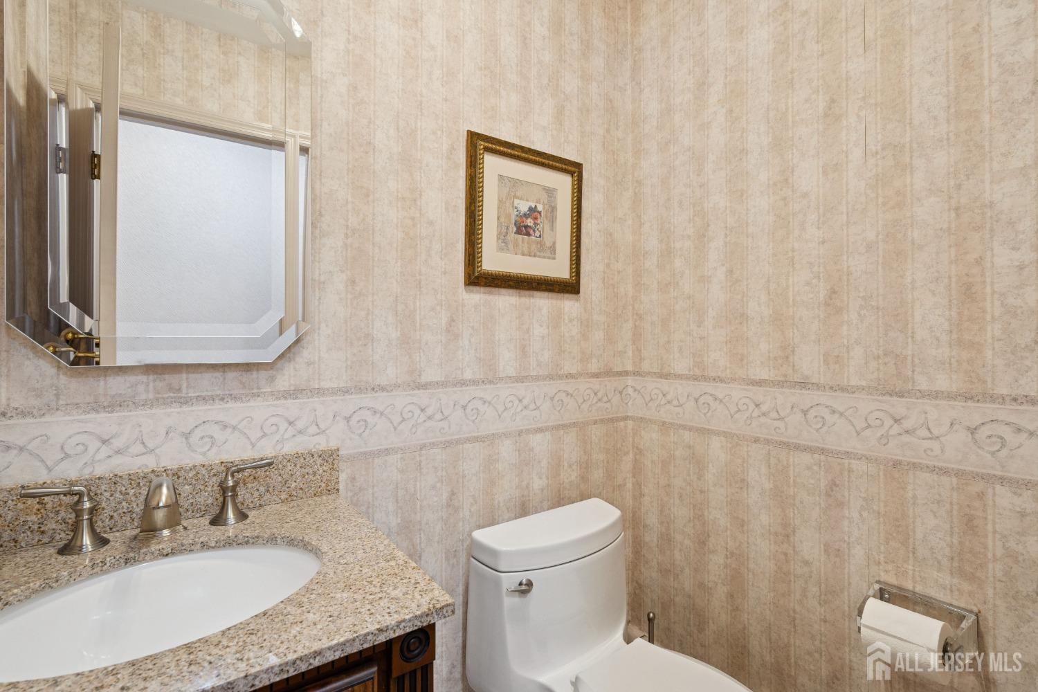 35 Edgemount Road Edison, NJ 08817 - Photo 17 of 36