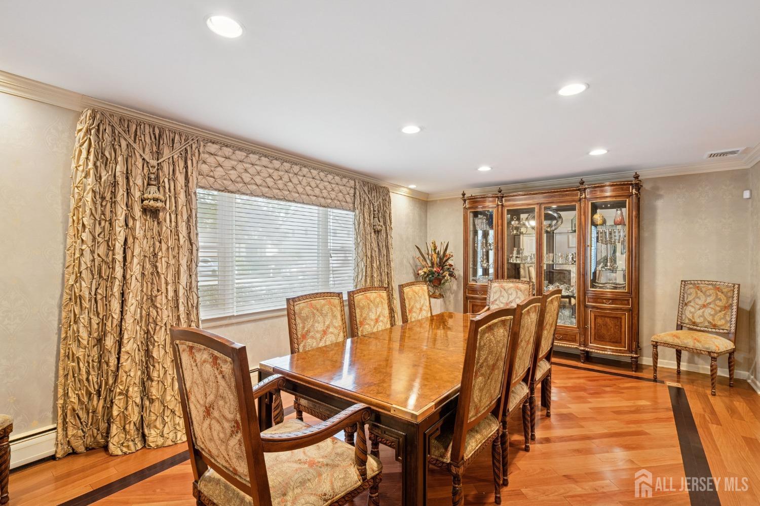 35 Edgemount Road Edison, NJ 08817 - Photo 7 of 36