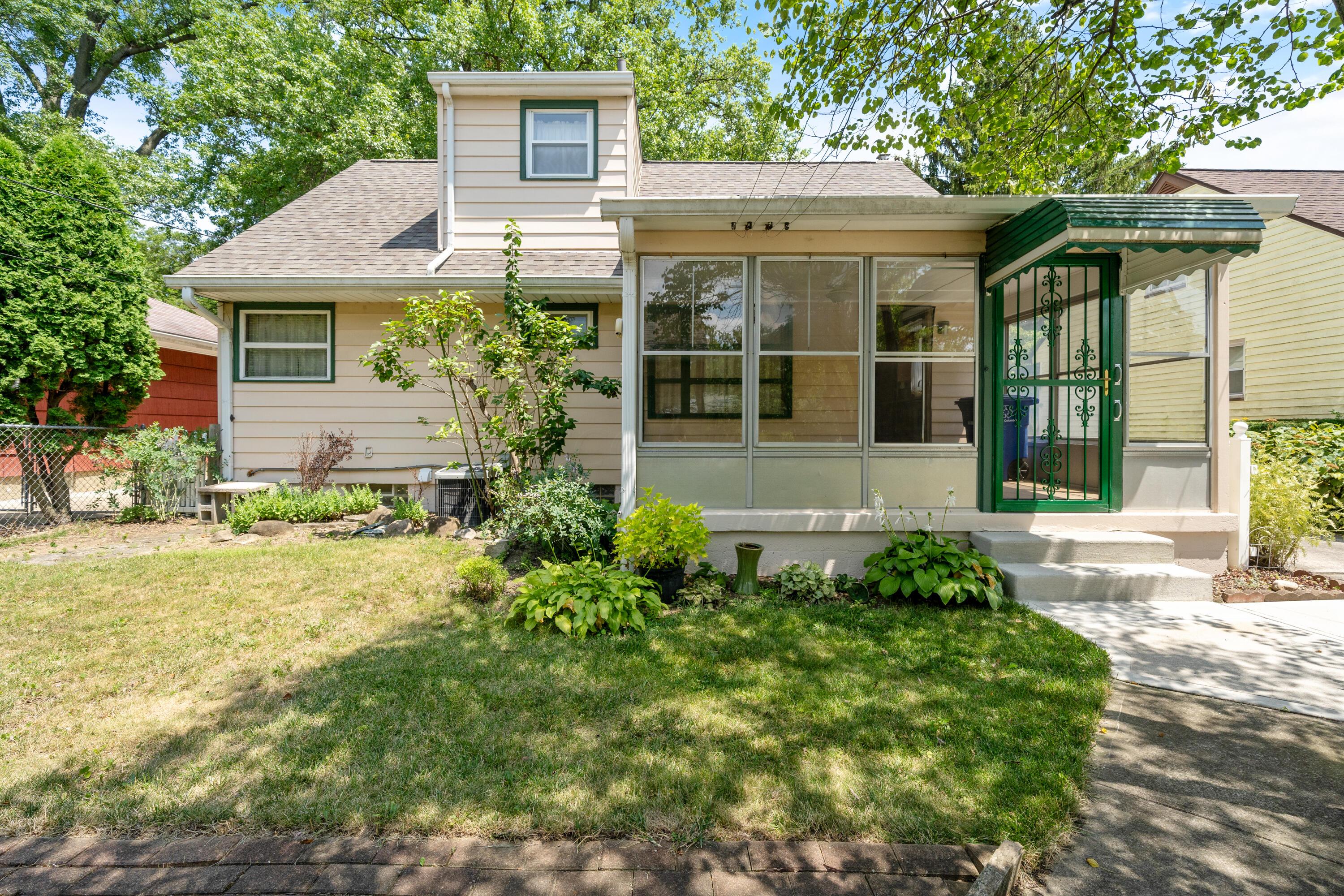 67 North Chesterfield Road Columbus, OH 43209 - Photo 43 of 56 DSC01658