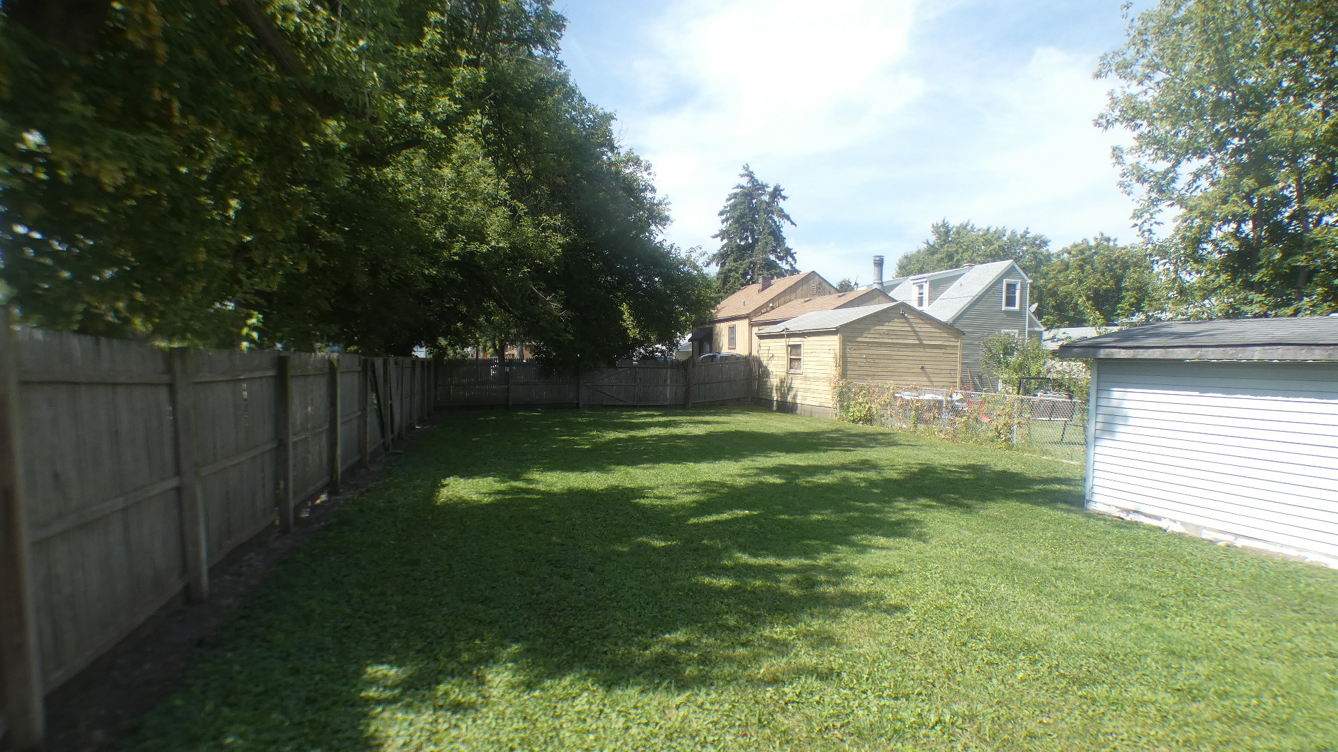 4053 Rose Avenue Lyons, IL 60534 - Photo 5 of 20