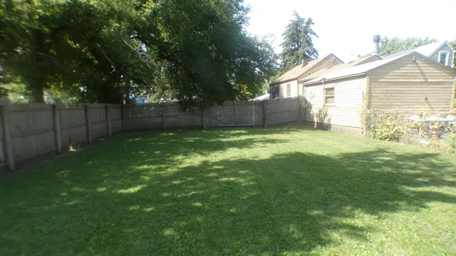 $139,000 | 4053 Rose Avenue, Lyons, IL 60534