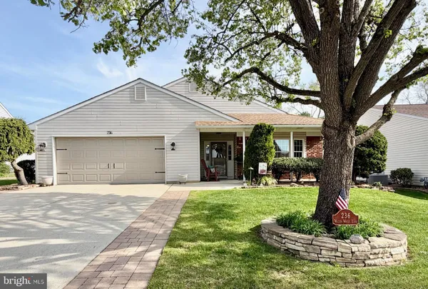 $490,000 | 236 Wagon Wheel Lane, Columbus, NJ 08022