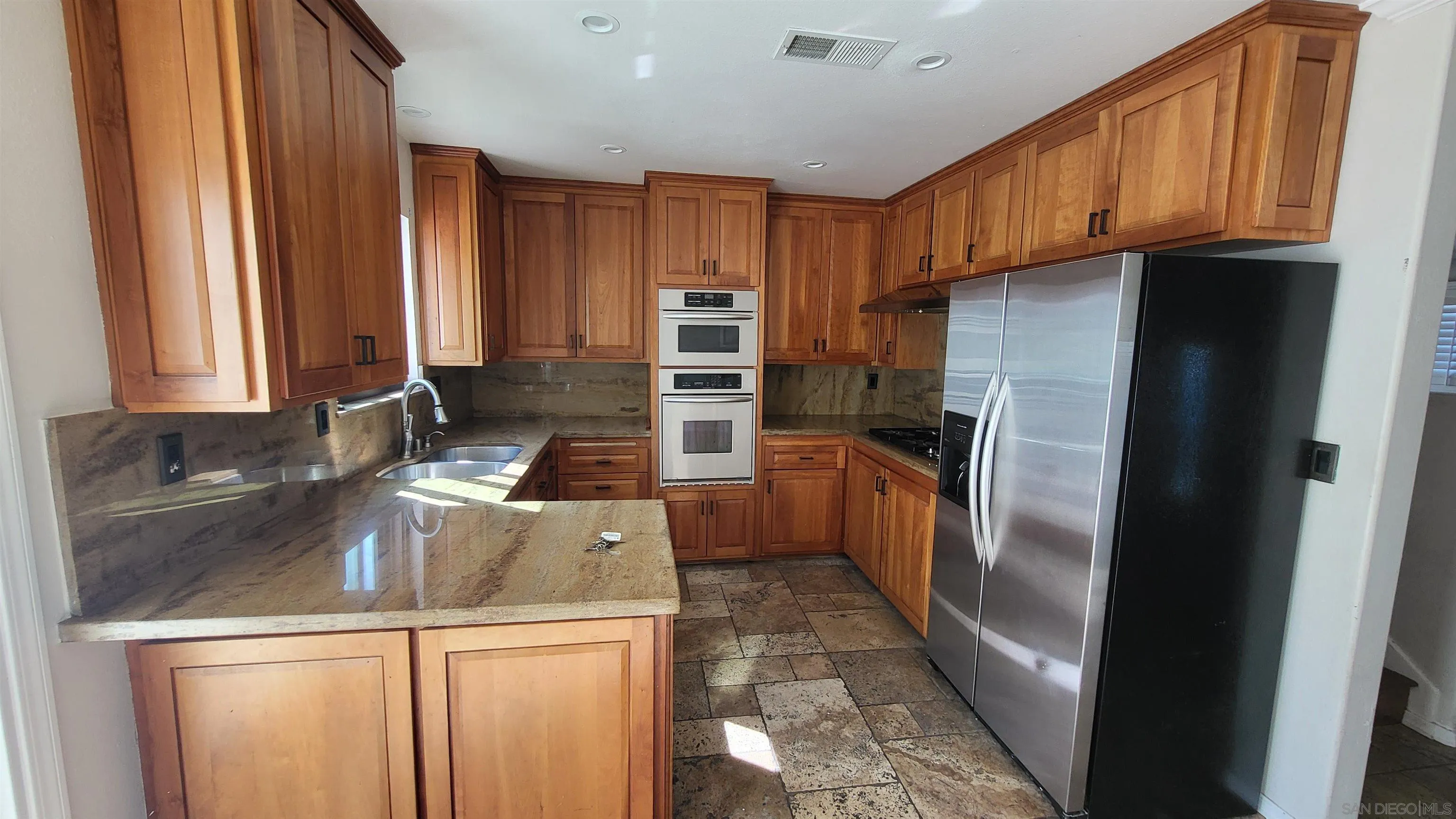 286 Sychar Road San Diego, CA 92114 - Photo 5 of 8 Kitchen